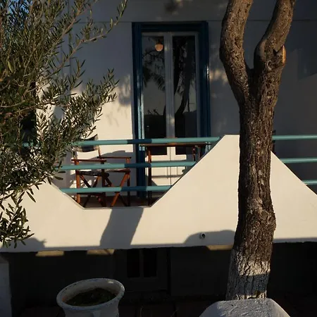 Hotel Eleni House 3*