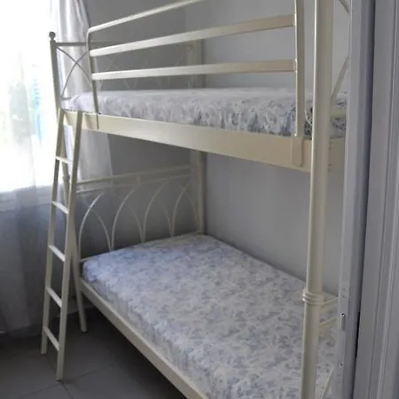 Eleni House Hébergement de vacances